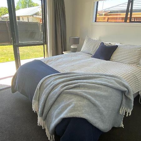 Central Retreat And Self Contained With Free Wifi Кромвель Екстер'єр фото